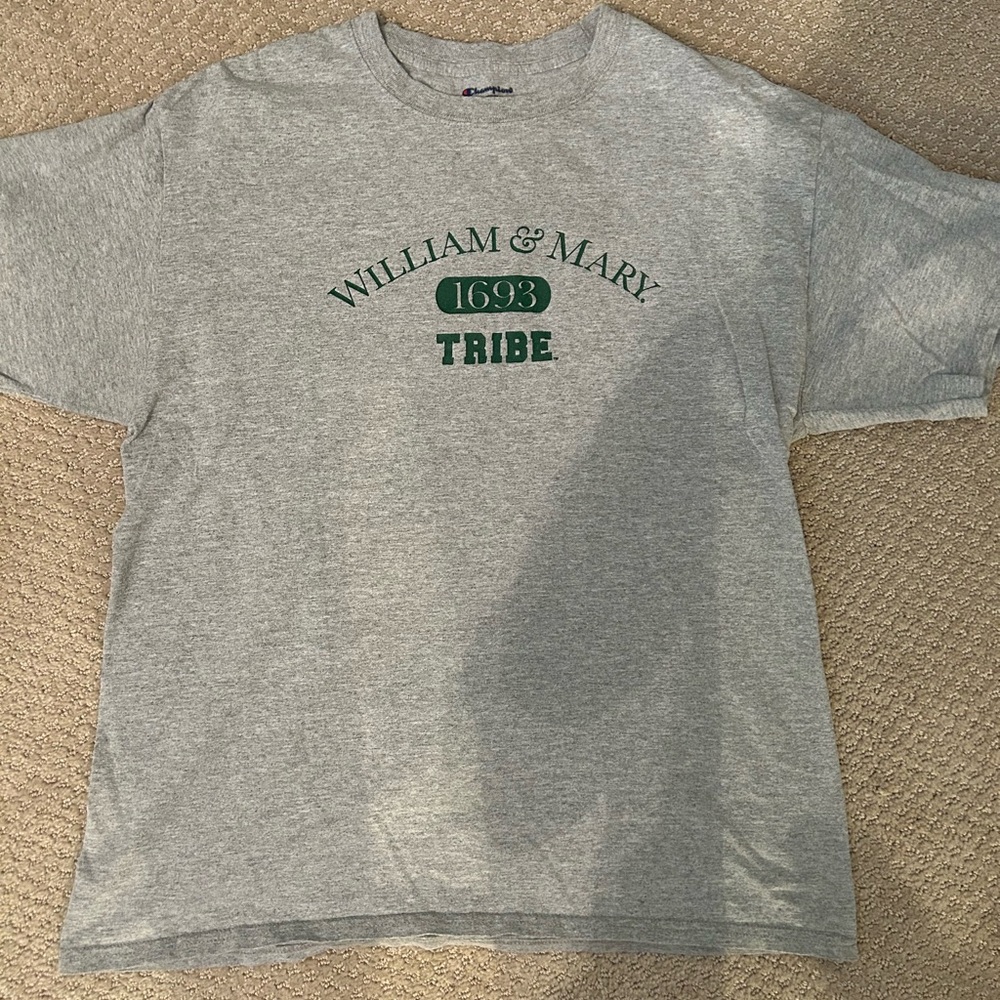 William and Mary T-Shirt — Size Large